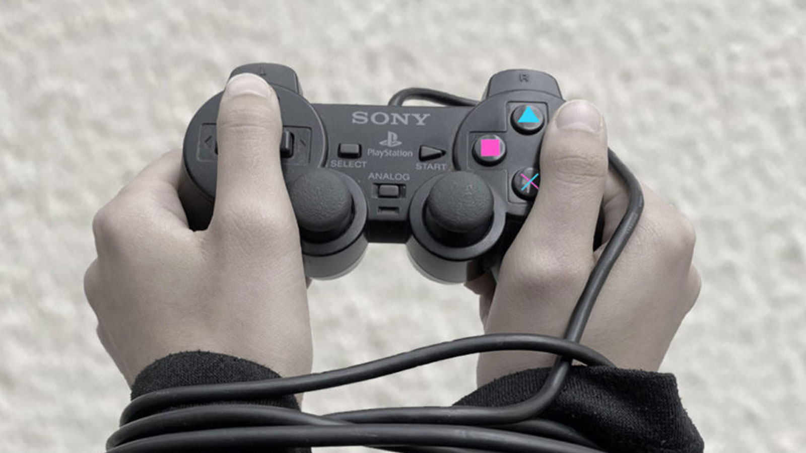 mains manette Jeux vidéo